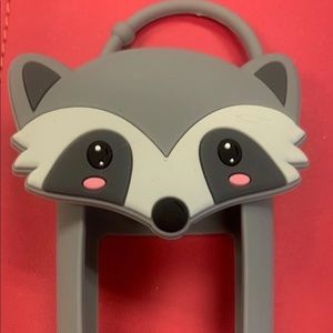 NWOT Raccoon Young Living sanitizer holder